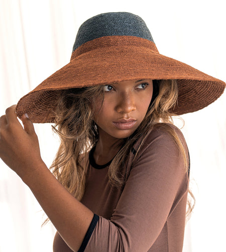 RIRI DUO Jute Handwoven Straw Hat in Burnt Sienna & Black